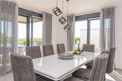 Ferienhaus, Exklusive Unterkunft - Four-Bedroom Villa With Pool - Ferienunterkunft in Vodice (8 Personen)