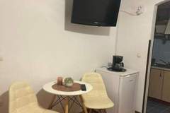 Ferienwohnung - Apartmani Jadranovo Mare - One Bedoom Apartment 2 - Ferienunterkunft in Jadranovo (4 Personen)