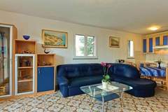 Ferienhaus - Holiday Home Brsec-Two Bedroom Holiday Home with Sea View - Ferienunterkunft in Brsec (6 Personen)