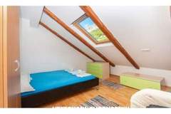 Ferienwohnung - Apartment Three Bedroom nmb 1 - Ferienunterkunft in Omis (9 Personen)