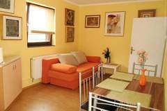 Ferienwohnung - Charming Apartments Kestenovi Dvori - One Bedroom Apartment (A5) - Ferienunterkunft in Opatija (4 Personen)