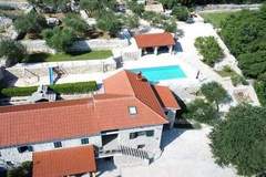 Ferienhaus, Exklusive Unterkunft - Ferienunterkunft in Imotski (8 Personen)