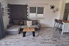 Ferienwohnung - Belisima Delux - One Bedroom Apartment  With Sea View - Ferienunterkunft in Rab (2 Personen)