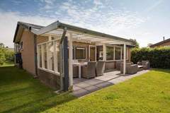 Ferienhaus - Zeewaard 19 - Ferienunterkunft in Sint Maartenszee (4 Personen)