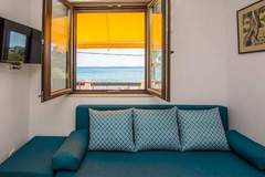 Ferienwohnung - Apartments Sea Eyes - Two Bedroom Apartment with Balcony and Sea View (Kat) - Ferienunterkunft in Vir (5 Personen)