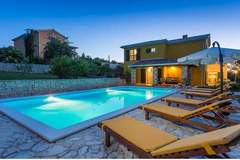 Ferienhaus, Exklusive Unterkunft - Villa Splendida - Ferienunterkunft in Montizana (10 Personen)