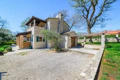 Ferienhaus, Exklusive Unterkunft - Villa Elaya - Ferienunterkunft in Banki (8 Personen)