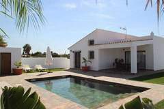 Ferienhaus - Ferienunterkunft in Conil de la Frontera (4 Personen)