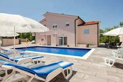 Ferienhaus, Exklusive Unterkunft - Ferienunterkunft in Imotski (10 Personen)