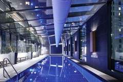 Ferienwohnung - Chic 2-Bed Apartment with Balcony in Southbank - Ferienunterkunft in Southbank (4 Personen)