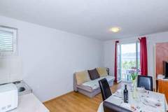 Ferienwohnung - Apartments Glavor - One Bedroom Apartment with Balconies and Sea View (A5) - Ferienunterkunft in Drace (4 Personen)