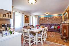 Ferienhaus - Stone House San Pelegrin-Two Bedroom Holiday Home with Terrace and Sea View - Ferienunterkunft in Vela Luka (4 Personen)