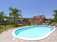 Ferienhaus, Exklusive Unterkunft - Ferienhaus, Villa Sally