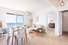 Ferienwohnung - Résidence Cannes – Suquet Vue Mer & Accès Plage - Ferienunterkunft in Cannes (3 Personen)
