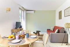 Ferienwohnung - Appartement en bord de mer – Plage de la Salis - Ferienunterkunft in Antibes (3 Personen)