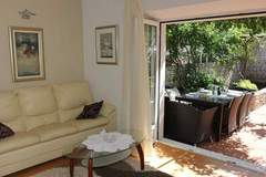 Ferienhaus - Holiday House Granny Mary - Two Bedroom Holiday Home (ST) - Ferienunterkunft in Sutivan (4 Personen)