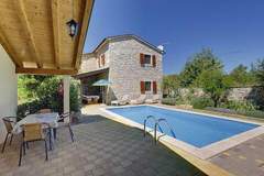 Ferienhaus - Villa Angelo & Marija - Ferienunterkunft in Sveti Lovrec (6 Personen)