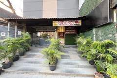 Ferienhaus - Townhouse LBS Road BKC Formerly Royal Palace - Ferienunterkunft in Mumbai (2 Personen)