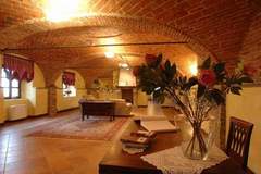 Ferienhaus - Nizza Bilo Sedici Diciotto - Ferienunterkunft in Nizza Monferrato (4 Personen)