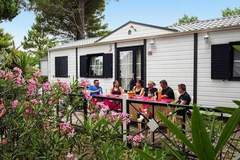 Ferienhaus, Wohnmobil - Domaine Les Mûriers Vendres-Plage // mobilhome 2 chambres - Ferienunterkunft in Vendres-Plage (6 Personen)