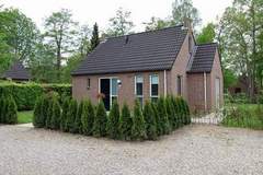 Ferienhaus - 6 - Persons Bungalow La Moufflon - Ferienunterkunft in Ewijk (6 Personen)