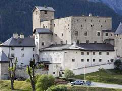 Ferienwohnung - Ferienwohnung Schloss Naudersberg 1 in Nauders