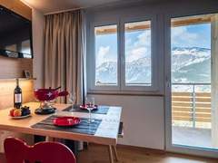 Ferienwohnung - Ferienwohnung Chalet Raufthubel