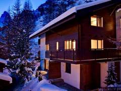 Ferienhaus - Ferienhaus Freistehendens Chalet Zen Zermatt an bester Lage