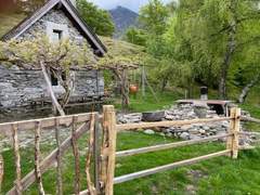 Ferienwohnung - Ferienwohnung Typisches Tessiner Landleben im Centovalli