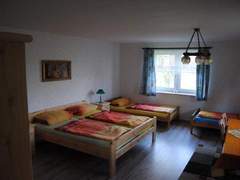 Ferienwohnung - Ferienwohnung Ländliche Ferienwohnung in beliebtem Gästehaus