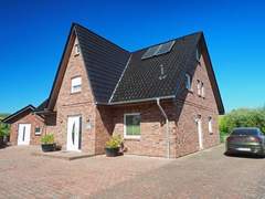 Ferienhaus - Ferienhaus Geräumige Ferienvilla Jenny am Strand mit Pool