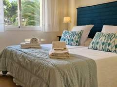 Ferienwohnung - Ferienwohnung Strandlage Neptuno I, Elviria-Marbella