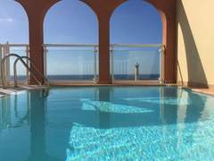 Ferienwohnung - Ferienwohnung Luxuriöse Ferienwohnung mit Sonnenterrasse