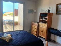 Ferienwohnung - Ferienwohnung Kleines Studio mit tollem Blick auf das Meer