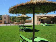 Ferienwohnung - Ferienwohnung Wohnung mit Pool, Garten, Terrasse und Grill