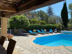 Ferienhaus - Ferienhaus Klimatisiertes Mas Les Heures Bleues mit Pool