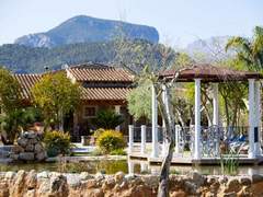 Ferienhaus - Ferienhaus Finca mit Tennisplatz und Schwimmbad