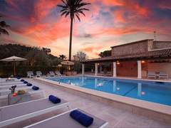 Ferienhaus - Ferienhaus Beeindruckende große Villa in der Nähe von Cala San Vicente