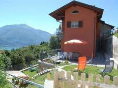 Ferienhaus - Ferienhaus Rustikales Haus in ruhiger Lage mit  Seesicht