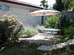 Ferienwohnung - Ferienwohnung App Nirvana mit Garten in der Altstadt von Vrsar