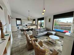 Ferienhaus - Ferienhaus Sonnige Ferienvilla Medes Mar