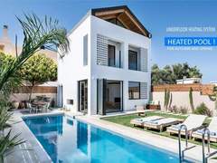 Ferienhaus - Ferienhaus Ferienvilla Fos mit Blick auf das Wasser