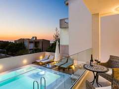 Ferienhaus - Ferienhaus Villa Amelia I Kostenloser 8-Sitzer Mini-Van und Pool