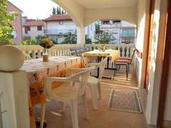 Ferienwohnung - Ferienwohnung mit Balkon, für fünf Personen