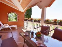 Ferienwohnung - Ferienwohnung Klimatisierte Wohnung in Valica mit Großem Garten