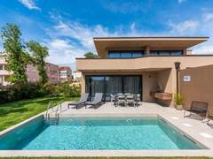 Ferienwohnung - Ferienwohnung mit eigenem Garten und Terrasse