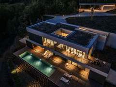 Ferienhaus - Ferienhaus Ferienvilla MIstra mit privatem Pool