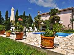 Ferienhaus - Ferienhaus mit Privatpool für 6 Personen ca. 165 m&sup2; in Kosinozici, Istrien (Porec und