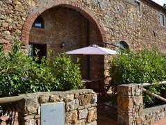 Ferienwohnung - Ferienwohnung Apartment mit offenem Schlafboden und Garten