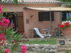 Ferienwohnung - Ferienwohnung Unabhaengige Wohnung in Amelia mit Garten, Grill